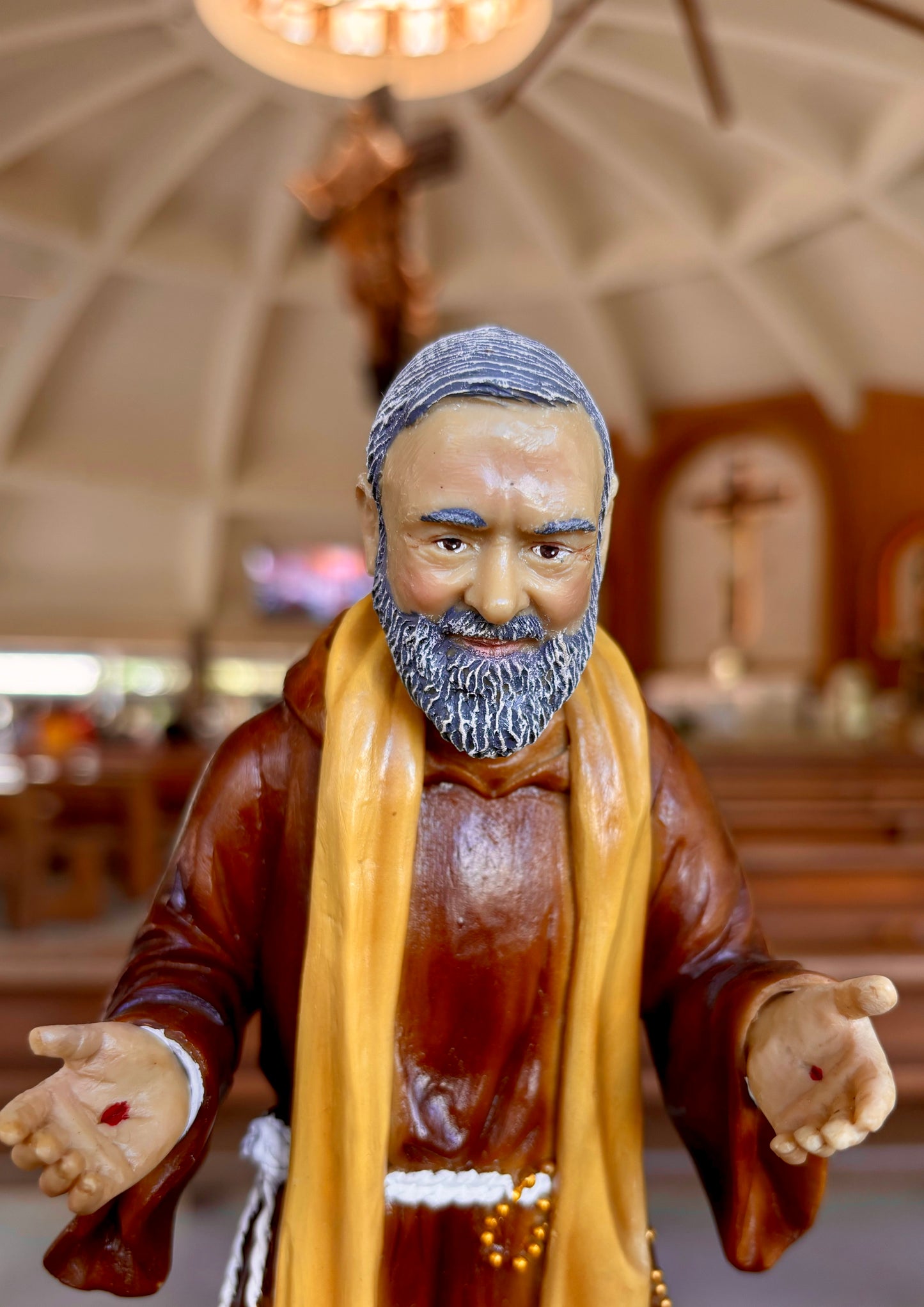 Embrace Faith: 12-Inch Padre Pio Statue with Open Arms and Stigmata